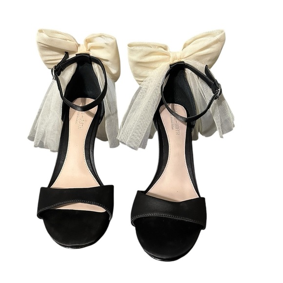 Antonio Melani x Born on Fifth Elle Satin
Tulle Bow Back Heels Black Size 7.5 - Picture 2 of 5